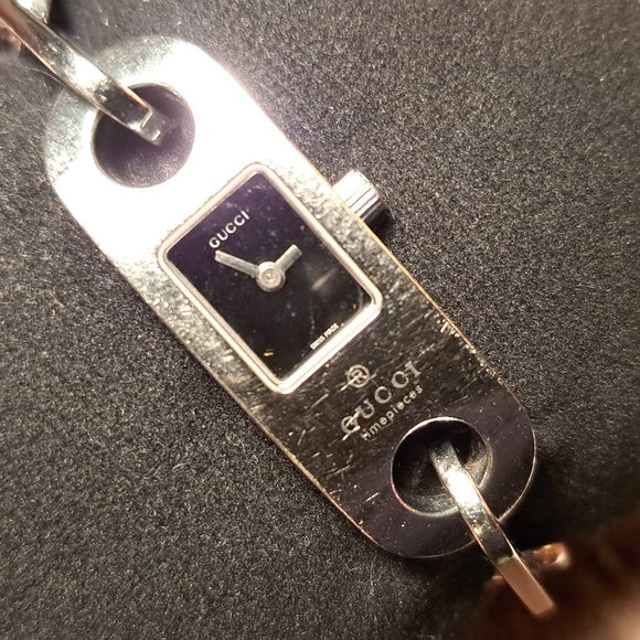 Gucci G-Timeless Breath wristwatch 6100L - Picture 2 of 10